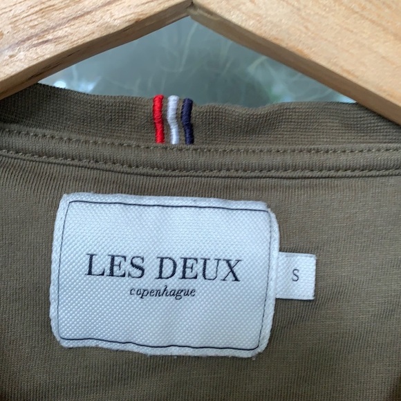 Les Deux Copenhagen Olive Green T-Shirt - Picture 2 of 6